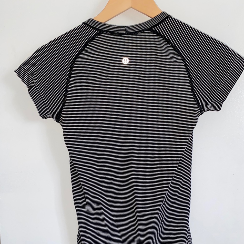 Lululemon Swiftly Tech SS - Picture 2 of 6